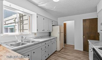 682 Chestnut St, Ashland, OR 97520