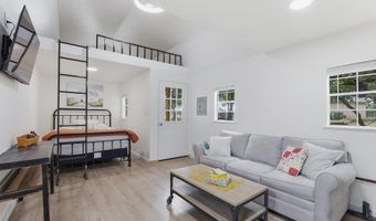 210 County Road 2696, Alvord, TX 76225