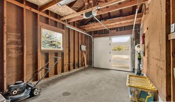 204 Dewey St, Blackfoot, ID 83221