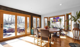 11425 Peach Ridge Rd, Athens, OH 45701