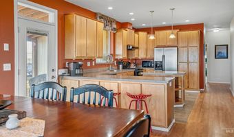 19397 Cloverland Rd, Asotin, WA 99402