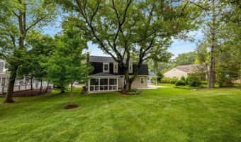 8104 BRIAR CREEK Dr, Annandale, VA 22003