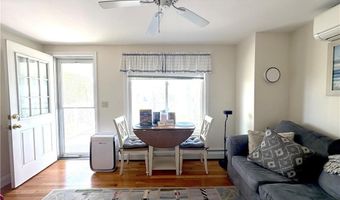 249 Tuckerman Ave 5, Middletown, RI 02842
