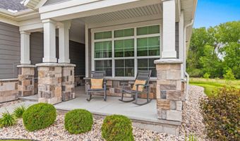 5660 N OSPREY Dr, Appleton, WI 54913