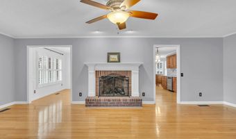 3046 Hawthorne St, Athens, TN 37303