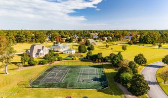 76 Club House Dr, Arapahoe, NC 28510