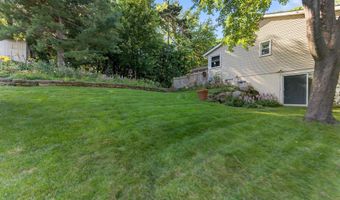 6809 Pilgrim Rd, Madison, WI 53711