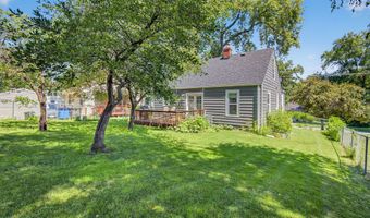 936 28th St, Des Moines, IA 50312