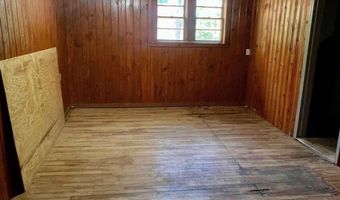 3067 Sr 18, West Point, GA 31833