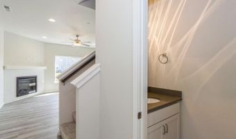 2224 Eversull Ln, North Liberty, IA 52317
