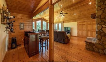 1910 9th St, Aurora, NE 68818