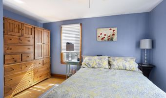 1725 N DIVISION St, Appleton, WI 54911