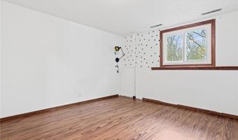 8481 142nd Street Ct, Apple Valley, MN 55124