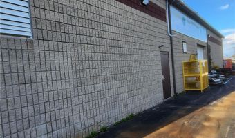 11 Clemenseau St, East Providence, RI 02914