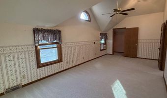 709 N St, Aurora, NE 68818