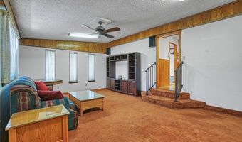 1909 N Flamingo Ln, Altus, OK 73521
