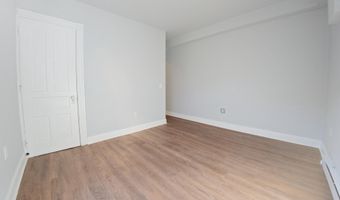 827 LINDEN St W, Allentown, PA 18101