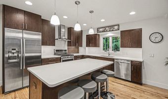 7606 Leyton Dr SE, Ada, MI 49301