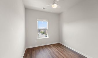 43400 APPLE ORCHARD Sq, Ashburn, VA 20148