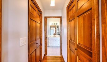 585 Seaside Dr, Jamestown, RI 02835