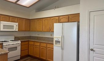 19569 Saint Andrews Way, Apple Valley, CA 92308