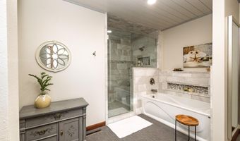 2111 Robins Nest SE, Alexandria, MN 56308