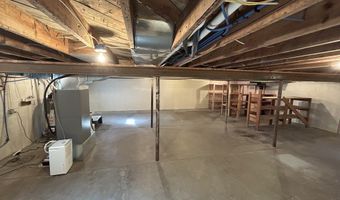 144 W 6th St, Ainsworth, NE 69210