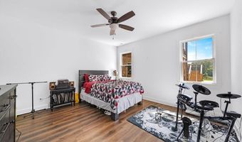 1380 Cronic Town Rd, Auburn, GA 30011