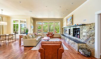 403 Briscoe Pl, Ashland, OR 97520