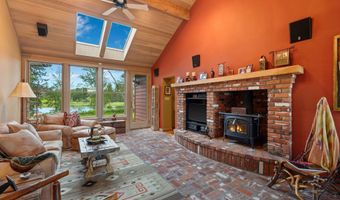 1160 Swan Horseshoe Dr, Bigfork, MT 59911