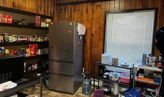 26 Cook St, Auburn, ME 04210