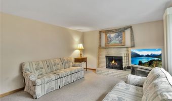 67 Castle Ct, Amherst, NY 14226