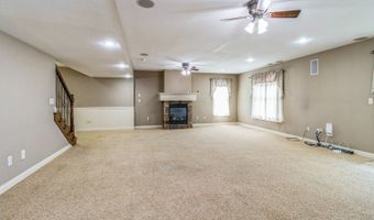 221 19th St SW, Altoona, IA 50009