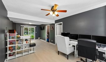 1000 9th Ave NW, Altoona, IA 50009
