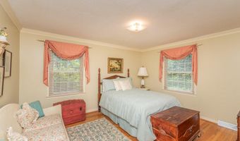 90 Manville Ave, Barnwell, SC 29812