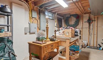 3401 Woodview Pl, Columbus, OH 43220