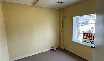 139 SE Cholwell Ave, Bartlesville, OK 74006