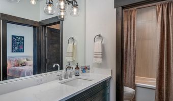 344 Chapman Ln, Bigfork, MT 59911