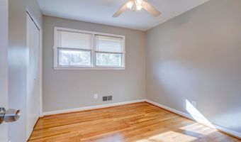 6417 EARLHAM Dr, Bethesda, MD 20817