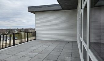120 Twin Steeples NE Ste 313, Dyersville, IA 52040