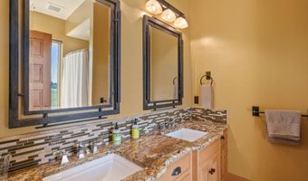 10771 E Langell Valley Rd, Bonanza, OR 97623
