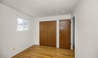 3007 Williamsburg Rd, Ann Arbor, MI 48108