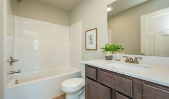 25127 Bluebird Cir, Adel, IA 50003