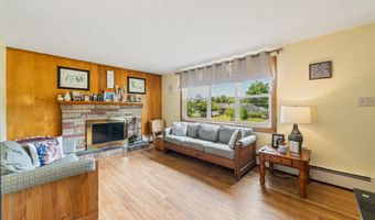 21 Windham Rd, Bristol, CT 06010