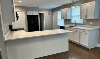 607 W Maude Ave, Arlington Heights, IL 60004