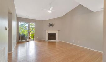 1316 Holgate Dr G5, Ballwin, MO 63021