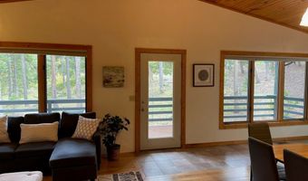 33 N Skinner Rd, Allenspark, CO 80510
