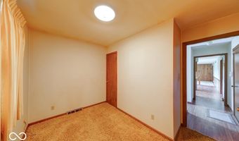 1715 Towe String Rd, Indianapolis, IN 46217