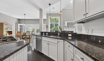 12 Rachel Way, Bedford, NH 03110