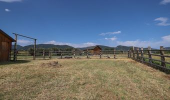 15 Helen Ln, Banner, WY 82832